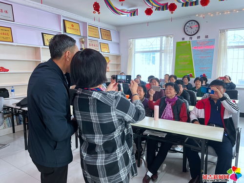 民強社區(qū)開展“指尖光影·定格生活”攝影技能培訓活動